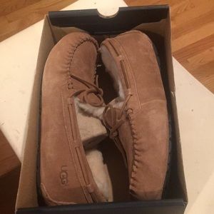 Men’s Ugg Slippers NWOT